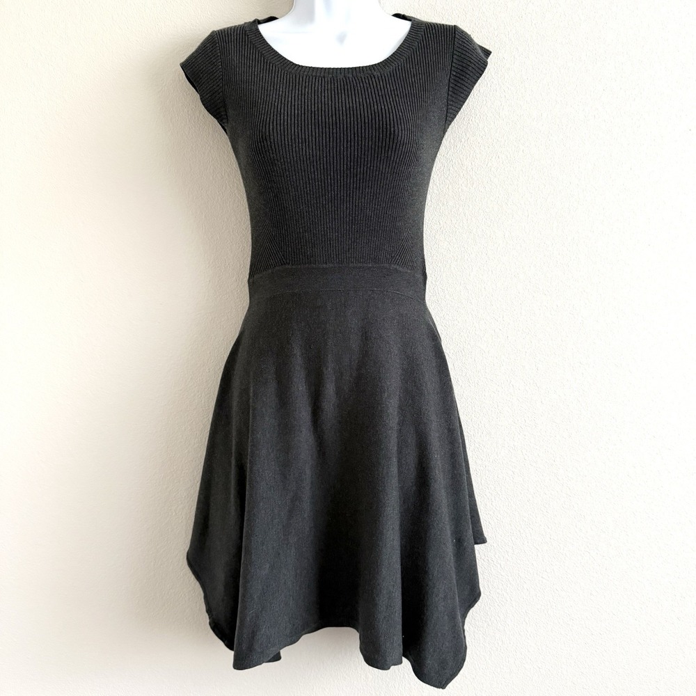 Gray Rib Knit Fit And Flare Dress Womens Small Asymmetrical Hem Retro Minimalist